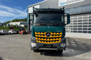 lastwagen_-_arocs_4151_8x4_moser_-_mercedes_286122.jpg