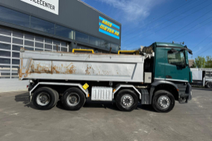 lastwagen_-_arocs_4151_8x4_moser_-_mercedes_286124.jpg