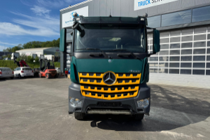lastwagen_-_arocs_4151_8x4_moser_-_mercedes_286161.jpg