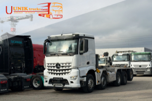 Lastwagen - MERCEDES - Arocs 4451 10x4 Moser 