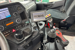 lastwagen_-_arocs_4453_10x4_mobas_-_mercedes_254895.jpg