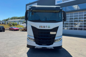 lastwagen_-_as280x48_6x2_hiab_21t_-_iveco_296851.jpg