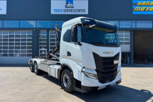 lastwagen_-_as280x48_6x2_hiab_21t_-_iveco_296852.jpg