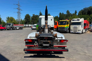 lastwagen_-_as280x48_6x2_hiab_21t_-_iveco_296855.jpg