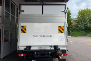 lastwagen_-_atego_1024_-_mercedes_297480.jpg