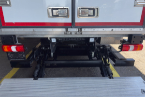 lastwagen_-_atego_1024_-_mercedes_300162.jpg