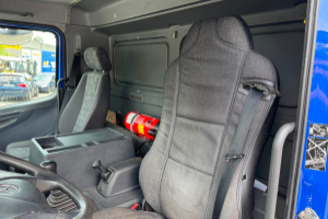 lastwagen_-_atego_1529_4x2_-_mercedes_296000.jpg