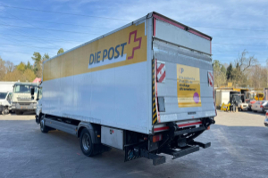 lastwagen_-_atego_1529_4x2_koffer_-_mercedes_281059.jpg