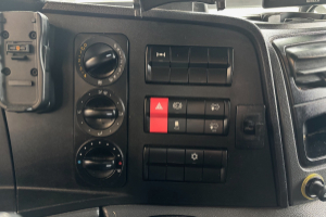 lastwagen_-_atego_1530_-_mercedes_254010.jpg
