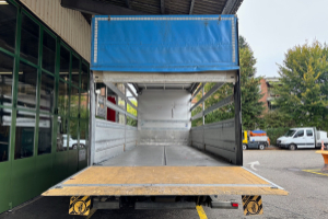lastwagen_-_atego_1530_-_mercedes_254018.jpg