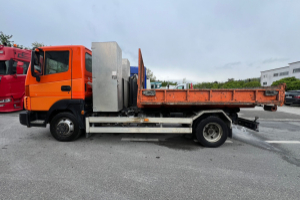 lastwagen_-_atleon_80_19_4x2_hooklift_-_nissan_179263.jpg