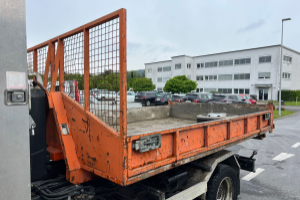 lastwagen_-_atleon_80_19_4x2_hooklift_-_nissan_179264.jpg