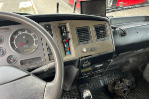 lastwagen_-_atleon_80_19_4x2_hooklift_-_nissan_179271.jpg