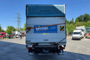 lastwagen_-_axor_1833_4x2_-_mercedes_232221.jpg