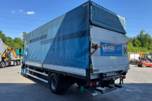 lastwagen_-_axor_1833_4x2_-_mercedes_232222.jpg