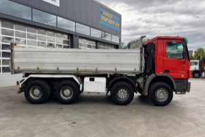 lastwagen_-_benz_actros_3246_c3390_-_mercedes_251223.jpg