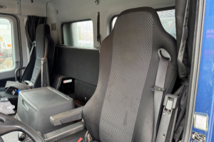 lastwagen_-_benz_actros_3248_f660_7_6_-_mercedes_251153.jpg