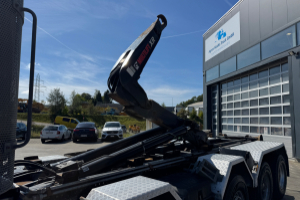 lastwagen_-_benz_actros_4448_-_mercedes_251186.jpg