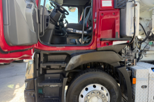 lastwagen_-_c460_8x4_sws_kipper__mischer_9m3_-_renault_303115.jpg