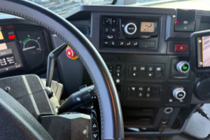 lastwagen_-_c460_8x4_sws_kipper__mischer_9m3_-_renault_303120.jpg