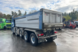 lastwagen_-_c520_10x4_18m3_mulde_-_renault_308962.jpg