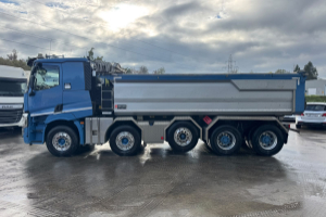 lastwagen_-_c520_10x4_18m3_mulde_-_renault_308963.jpg