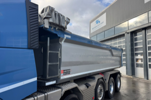 lastwagen_-_c520_10x4_18m3_mulde_-_renault_308966.jpg