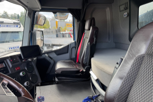 lastwagen_-_c520_10x4_18m3_mulde_-_renault_308970.jpg