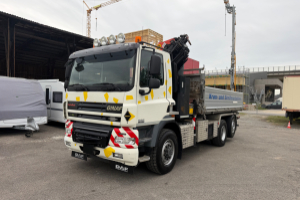 lastwagen_-_cf_85_460_6x2_4_hydrodrive_ginaf_kipper_kran_-_daf_305931.jpg