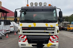 lastwagen_-_cf_85_460_6x2_4_hydrodrive_ginaf_kipper_kran_-_daf_305932.jpg