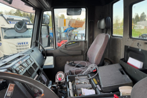 lastwagen_-_cursor_270_4x4_palfinger_pk14002-4_2018_-_iveco_283575.jpg