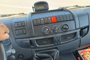 lastwagen_-_eurocargo_70e18_4x2_-_iveco_295064.jpg