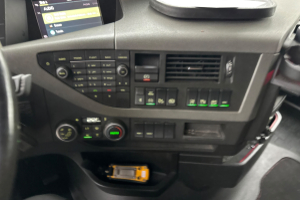 lastwagen_-_fh-460_4x2_lbw_-_volvo_308536.jpg