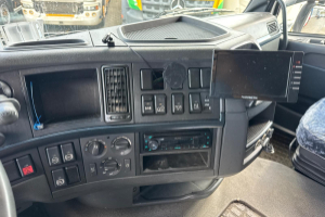 lastwagen_-_fh-460_6x2_hmf2420-7_-_volvo_303029.jpg