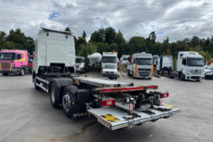 lastwagen_-_fh-460_6x2_lbw__-_volvo_248798.jpg