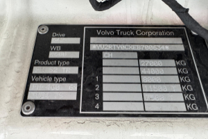 lastwagen_-_fh-460_6x2_lbw__-_volvo_248807.jpg