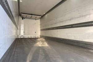 lastwagen_-_fh-460_6x2_mitsubishi_frigo_-_volvo_305905.jpg