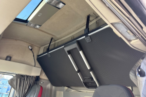 lastwagen_-_fh-460_6x2_mitsubishi_frigo_-_volvo_305909.jpg