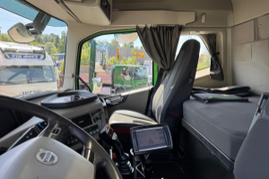 lastwagen_-_fh-460_8x4_mobas_25t_-_volvo_289838.jpg