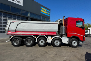 lastwagen_-_fh-500_10x4_schwarzmueller_19m3_-_volvo_306506.jpg