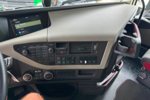 lastwagen_-_fh-540_10x4_moser_2s_-_volvo_301814.jpg