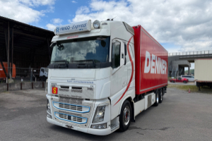 lastwagen_-_fh_460_6x2_kuehler_thermoking_-_volvo_289966.jpg