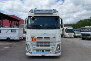 lastwagen_-_fh_460_6x2_kuehler_thermoking_-_volvo_289967.jpg