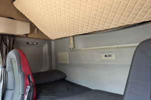 lastwagen_-_fh_460_6x2_kuehler_thermoking_-_volvo_289981.jpg