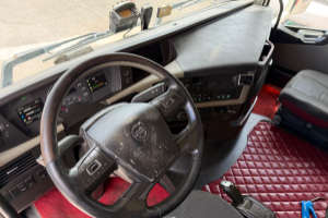 lastwagen_-_fh_460_6x2_kuehler_thermoking_-_volvo_289982.jpg
