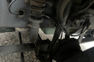 lastwagen_-_fl_210_4x2_blacheund_hebebuehne_-_volvo_209316.jpg