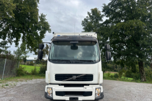 lastwagen_-_fll_240_4x2_tiefkuehler__-_volkswagen_254228.jpg