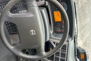 lastwagen_-_fll_240_4x2_tiefkuehler__-_volkswagen_254236.jpg