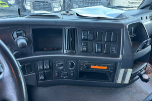 lastwagen_-_fm-330_4x2__-_volvo_307302.jpg