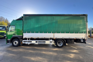lastwagen_-_fm-330_4x2_lbw_-_volvo_305921.jpg